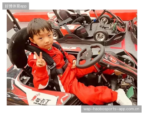 赛车少年漂移奇迹：卡丁车新星惊艳职业车手的传说